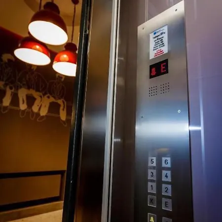 Awesome Serviced Apartment In Frankfurt Apartment